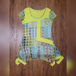 FREE W BUNDLE Variations Y2K lettuce hem top